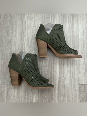 Restricted Olive Green Perforated Peep Toe Block Heel Mules Size 7